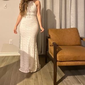 NWOT Lulu’s lace mermaid wedding dress